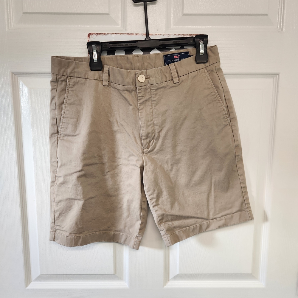 Vineyard Vines Men's Tan Flat Front Chino Shorts